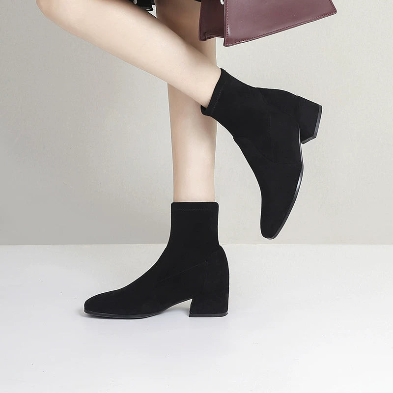 Women's Square Toe Block Heel Mid Heel Plus Size French-Inspired Martin Combat Boots for Fall Outfits Streetwear Winter Office and Weekend Everyday Wear
