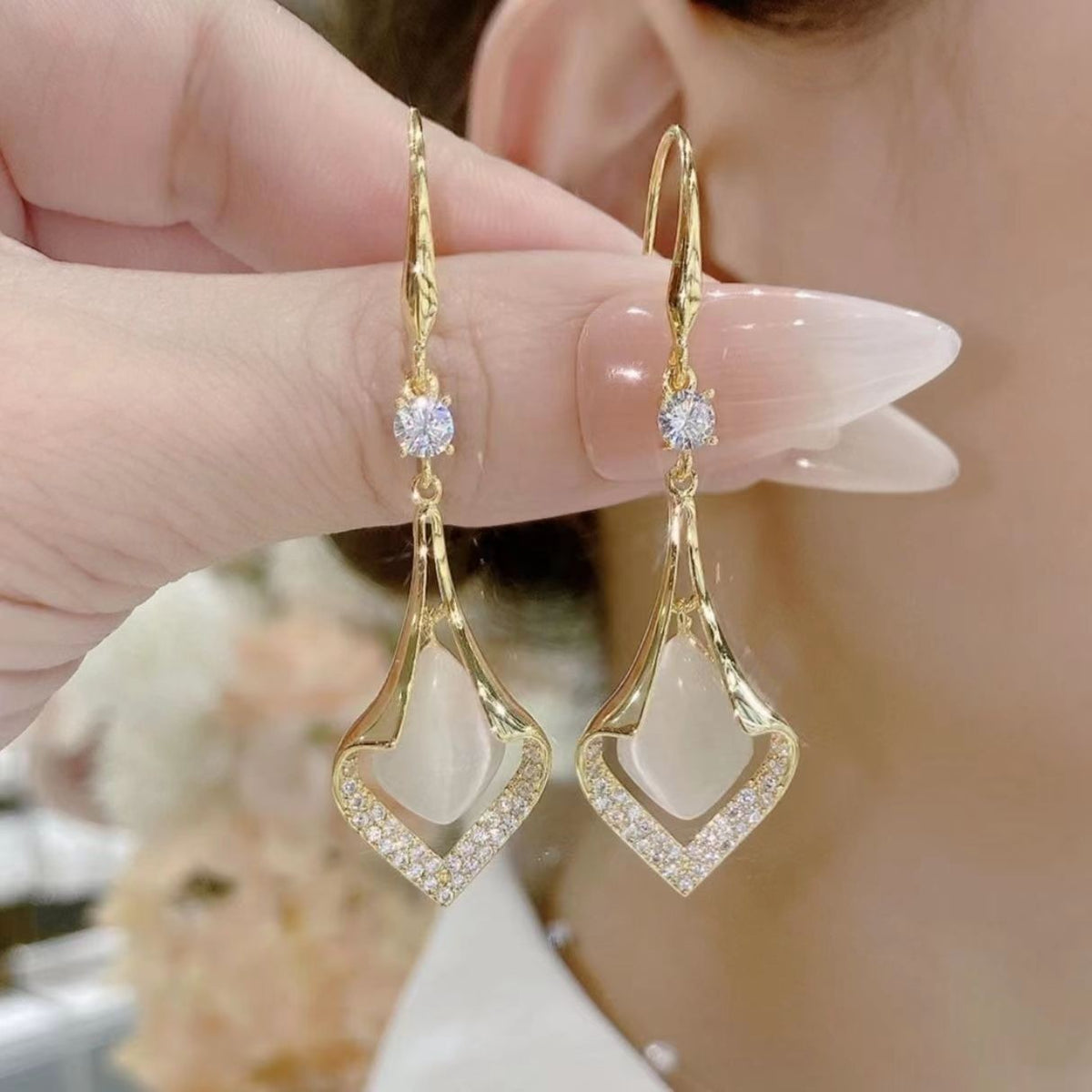 Leaf drop earrings by Yoshan, detail view 3