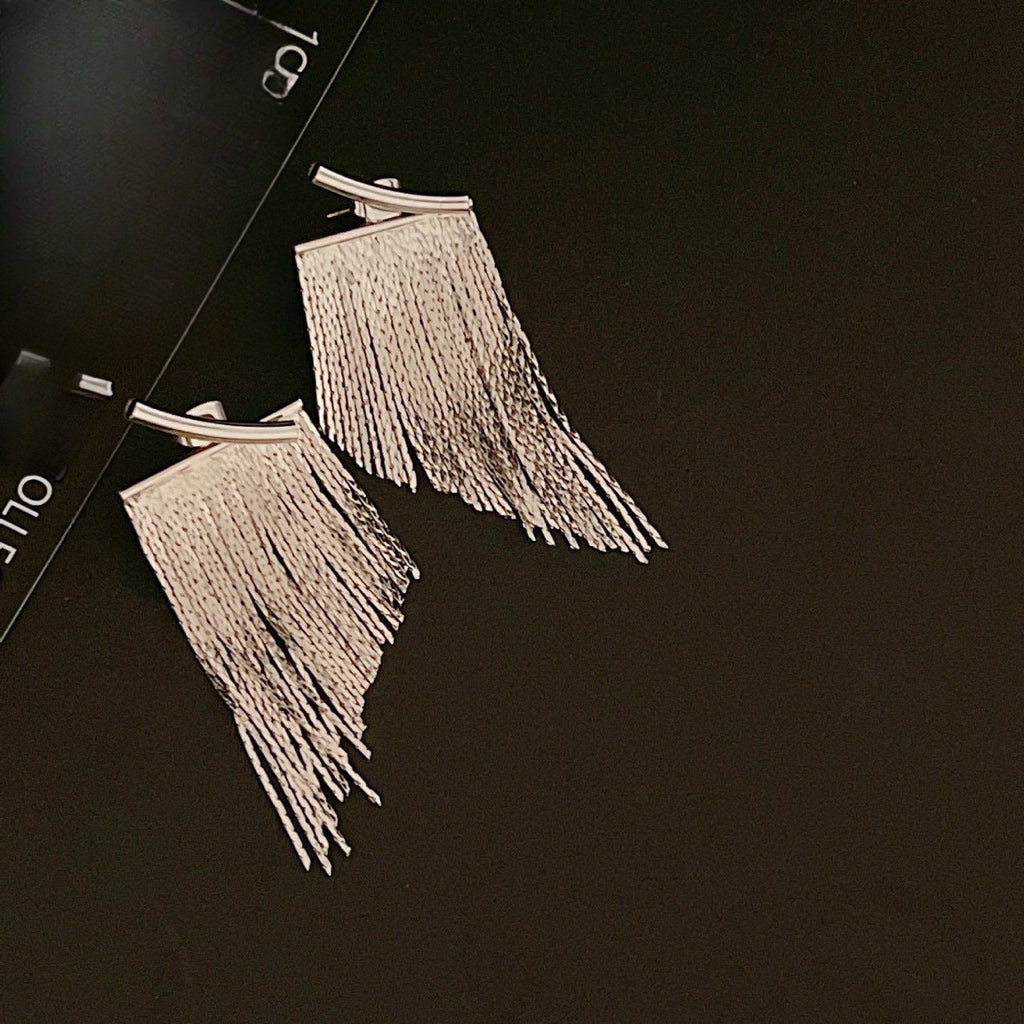Tassel drop earrings by Yoshan, detail view 4